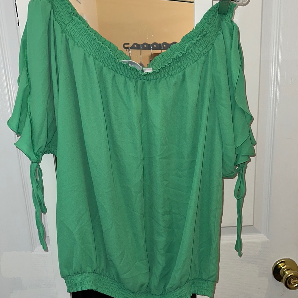 Green Off-Shoulder Women's Top